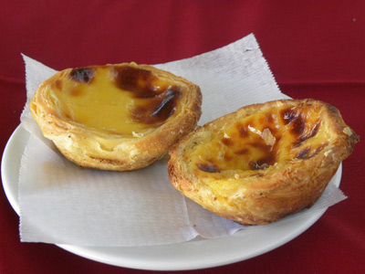 Pasteis de Nata, tartalett med ggcreme. Typiskt fr Lissabon.