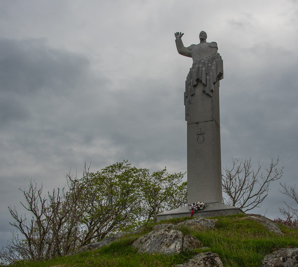 Kong Olav V, Skjerjehamn