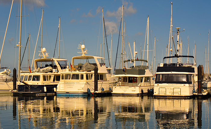 Fyra Selene Ocean Trawlers sida vid sida, en rar syn, Laboe